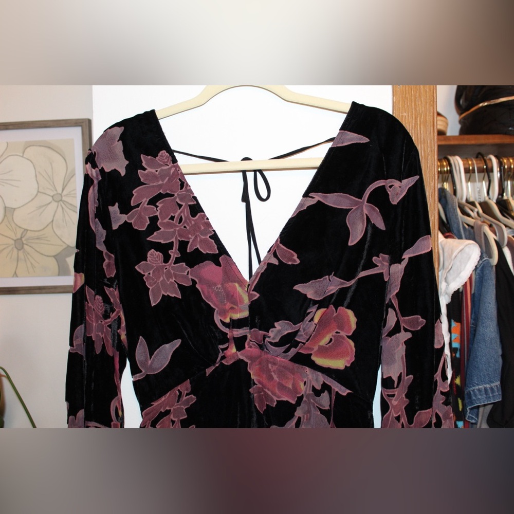 LUSH Floral Velvet Dress with Bell Sleeves - Picture 3 of 7